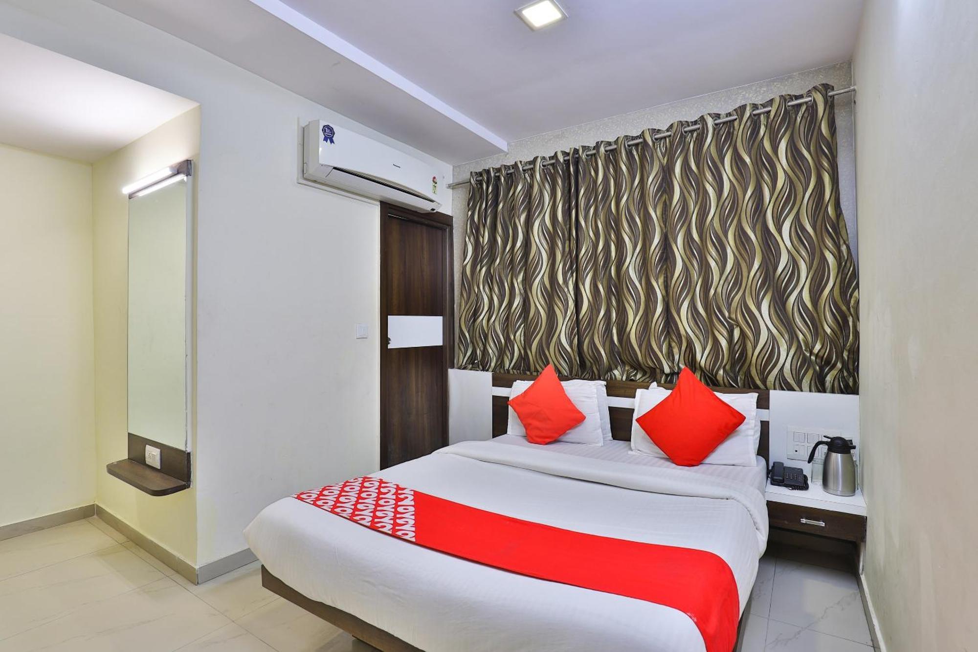 אחמדאבאד Hotel O Sri Balaji Residency מראה חיצוני תמונה